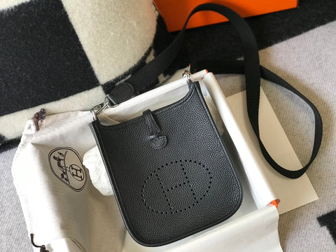 H e r m e s togo 18cm black