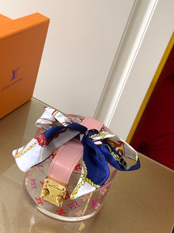Transparent jewelry box