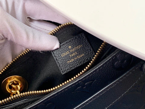 etal chain handbag 24*17*11CM