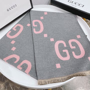 G u c c i scarf