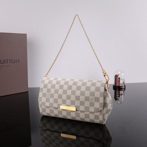 chain handbag monogram