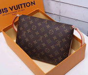 classic messenger bag