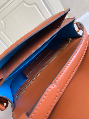 sun brown handbag
