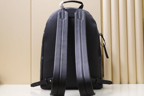 L v backpack