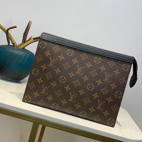 classic pouch handbag