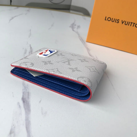 white wallet 11.5 x 9 x 1.5