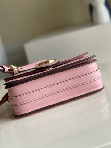 Fashion pink handbag