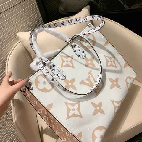 L v tote 42cm