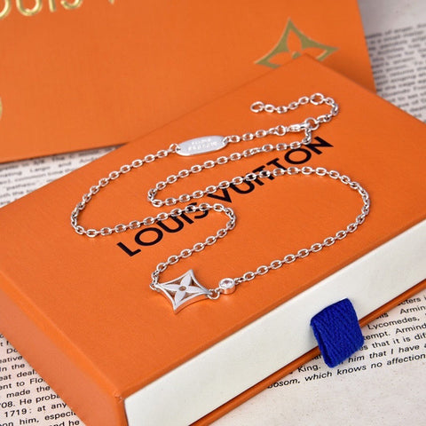 leaf necklace