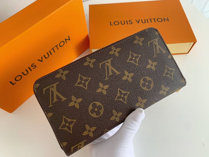 Zippy wallet brown