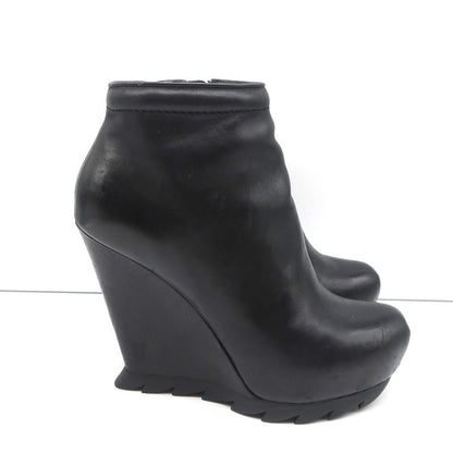 Camilla Skovgaard Saw-Sole Wedge Booties Black Leather Size 36 Ankle Boots