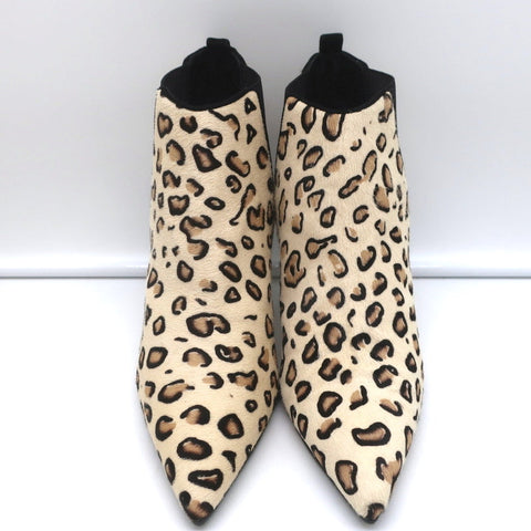 Manolo Blahnik Chelsea Booties Dildi Cream Leopard Print Calf Hair Size 38 NEW