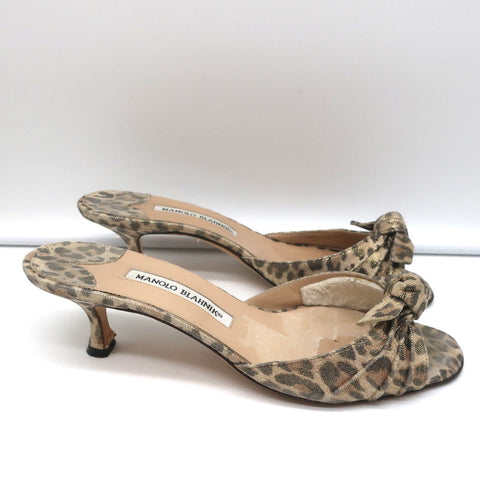 Manolo Blahnik Knot Slide Sandals Metallic Leopard Print Size 39.5 Kitten Heel