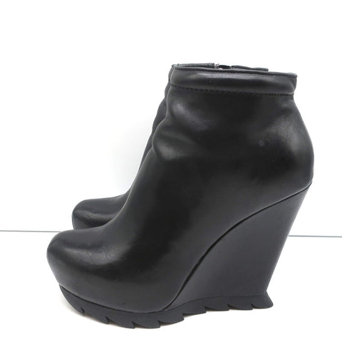 Camilla Skovgaard Saw-Sole Wedge Booties Black Leather Size 36 Ankle Boots