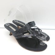 Manolo Blahnik Susa Thong Sandals Black Snakeskin Size 38.5 Kitten Heel Slides